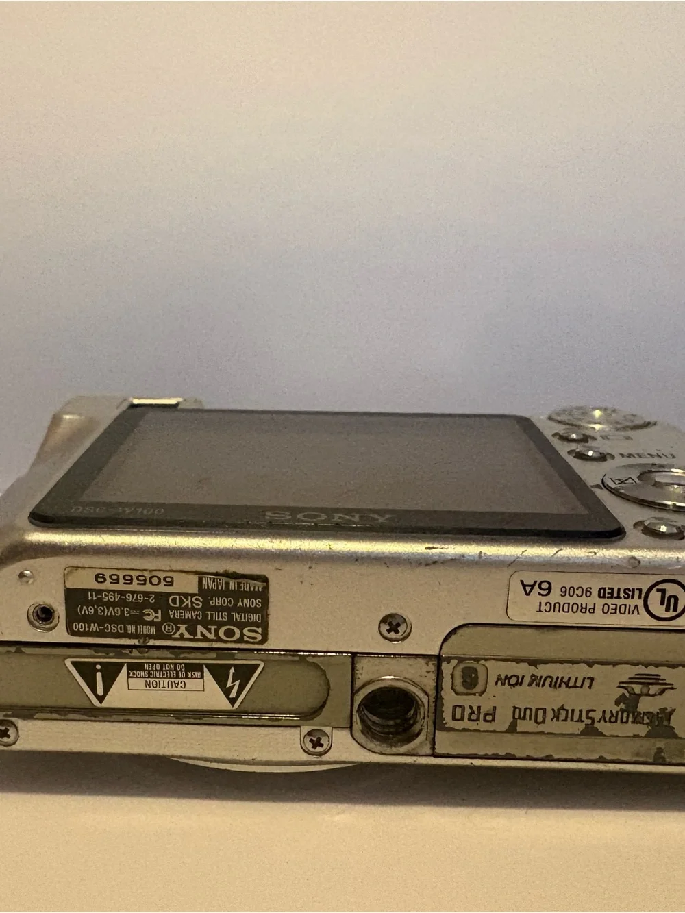 Sony Cybershot DSC W100 Silver 505559 (For Parts Only)
